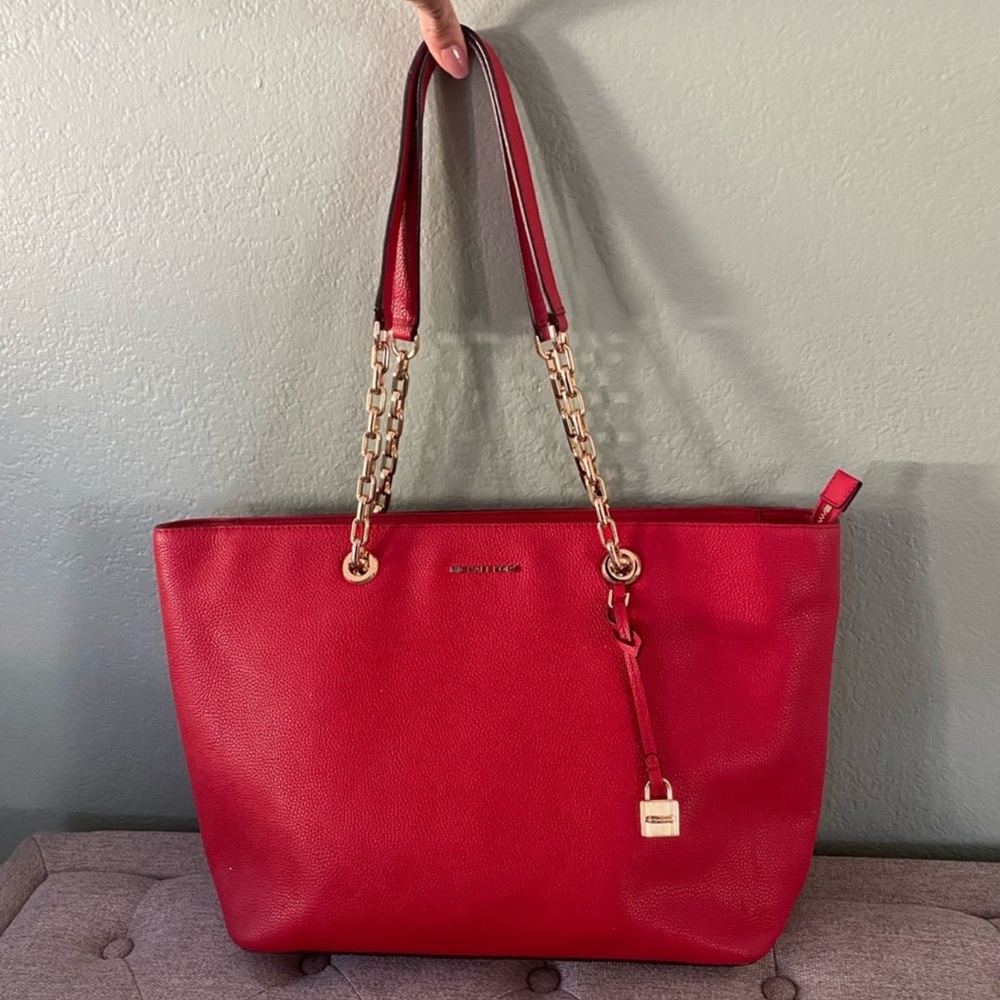 Michael Kors MERCER Bright Red Chain Leather Women’s Tote Bag✨
